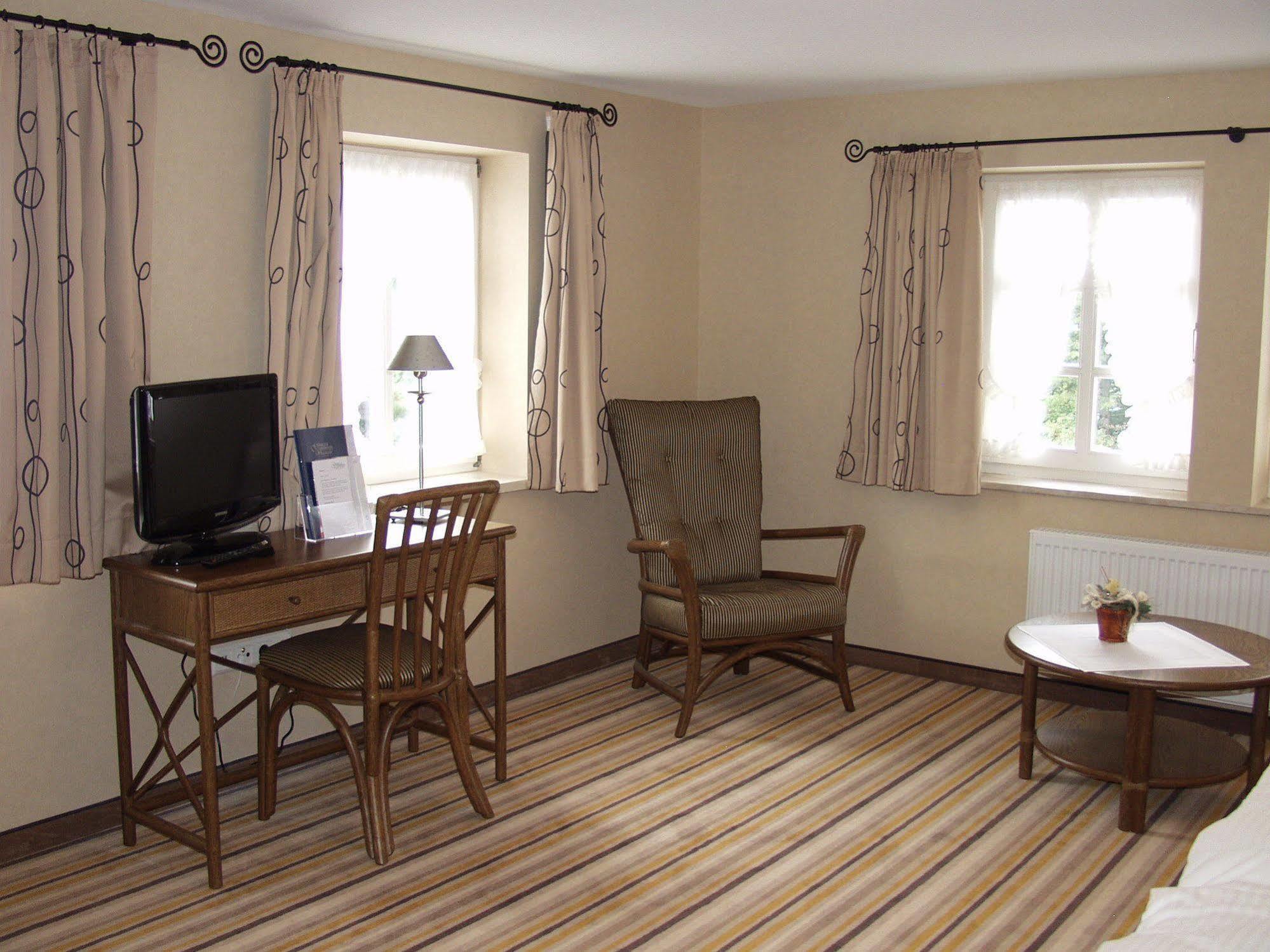 Dorf Alm Willingen Hotel Exterior photo